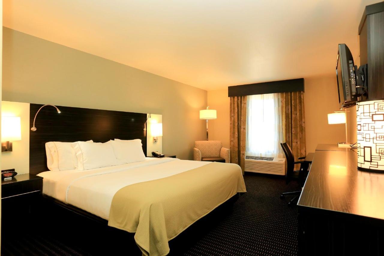 Holiday Inn Express & Suites Marion Northeast By Ihg Εξωτερικό φωτογραφία
