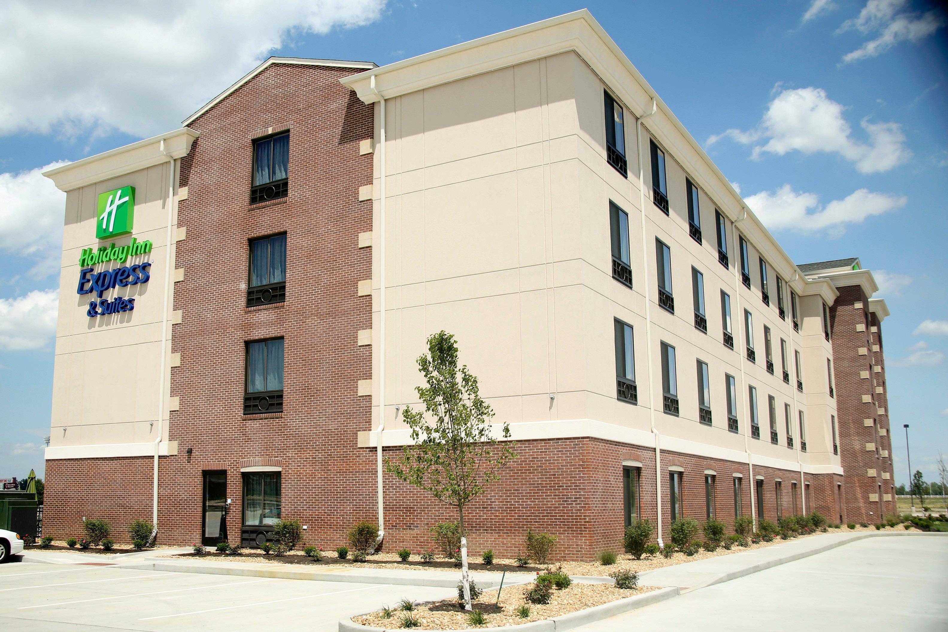 Holiday Inn Express & Suites Marion Northeast By Ihg Εξωτερικό φωτογραφία