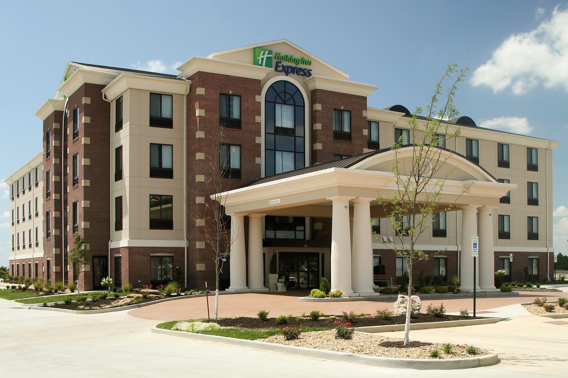 Holiday Inn Express & Suites Marion Northeast By Ihg Εξωτερικό φωτογραφία