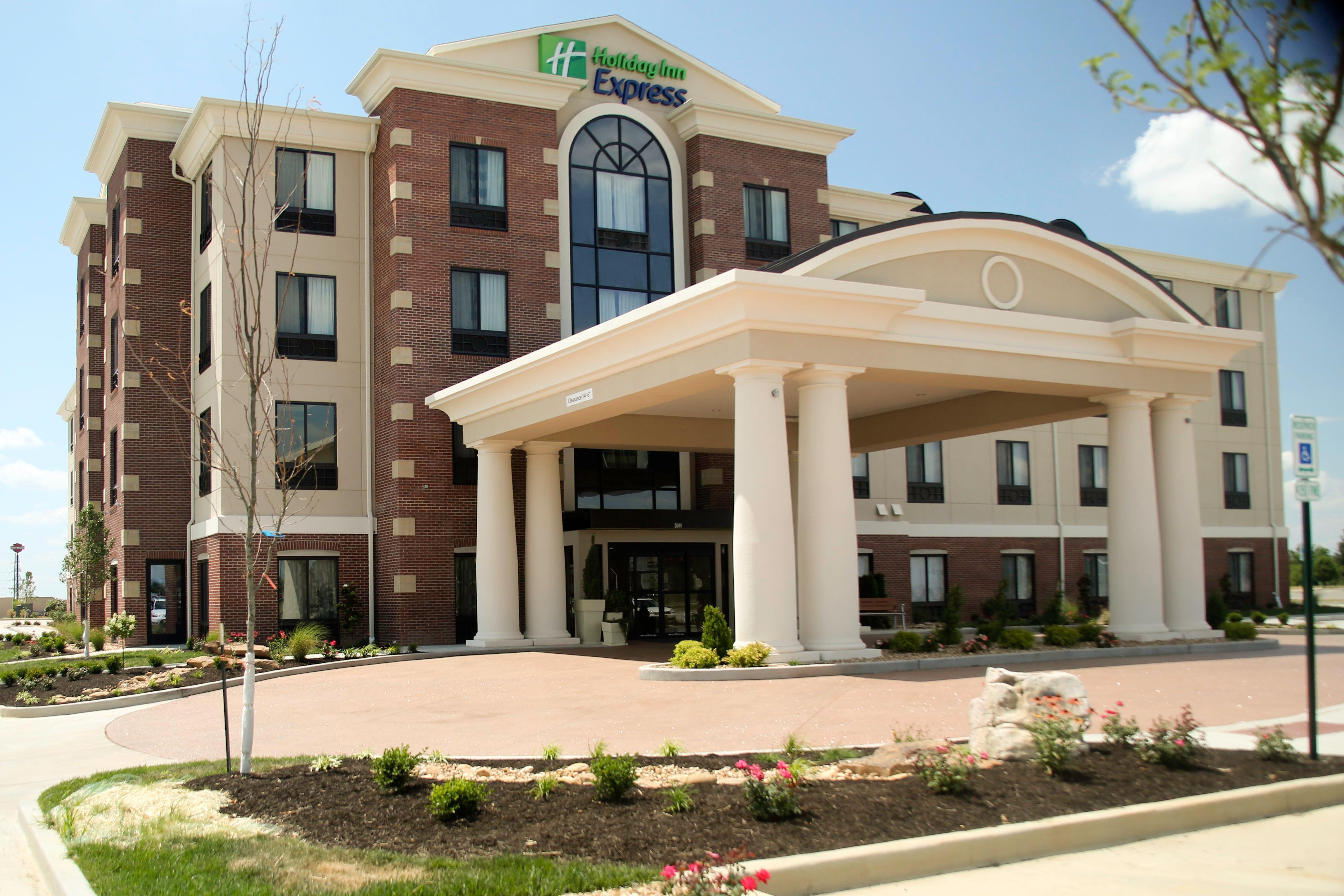 Holiday Inn Express & Suites Marion Northeast By Ihg Εξωτερικό φωτογραφία